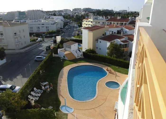 Alta Oura Top Floor
