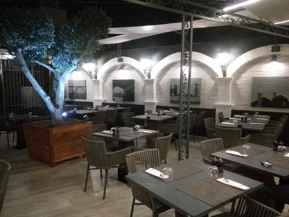 Alta Oura Top Floor *
